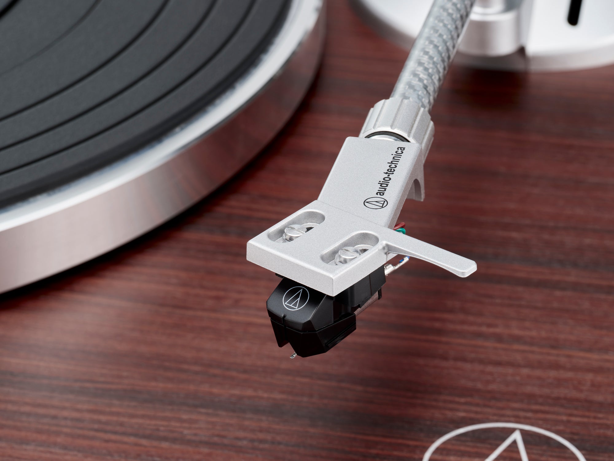 Audio-Technica AT-LPW50BT-RW Bluetooth Turntable, photo 6